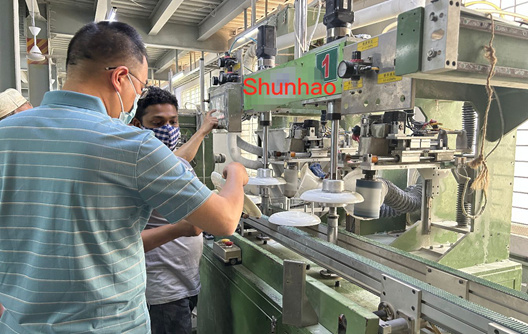คำแนะนำการทำงานของโรงงาน Shunhao ในต่างประเทศ
